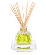 Load image into Gallery viewer, Monique Lhuillier Citrus Lily AirEssence Diffuser - Citrus Lily
