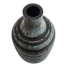 Load image into Gallery viewer, Pontil Vase
